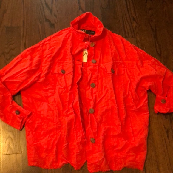 Zara red linen jacket with coconut buttons - Picture 2 of 3